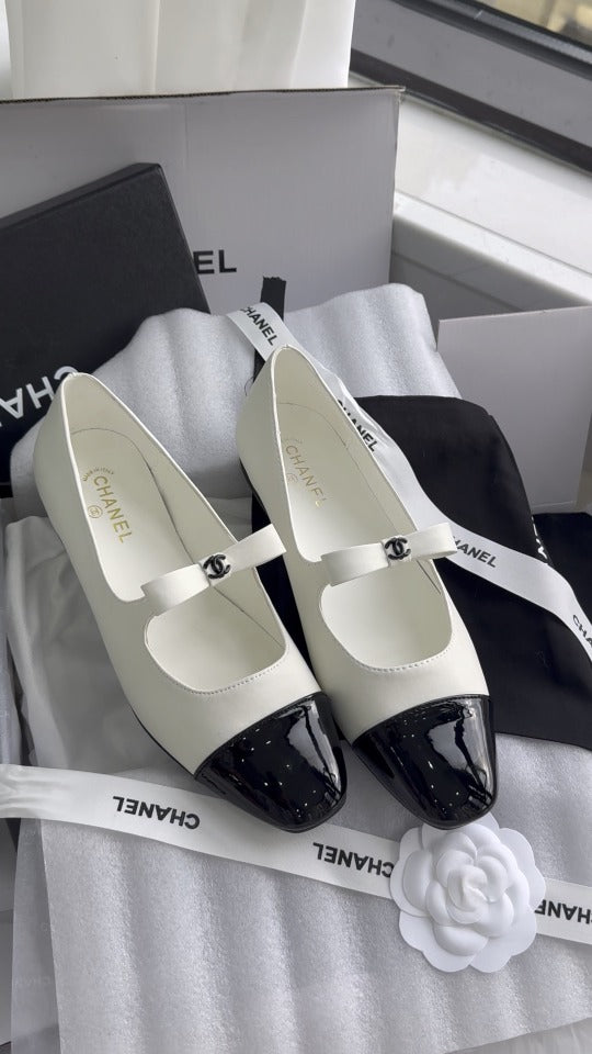 Chanel Patent Leather Bow Shoes