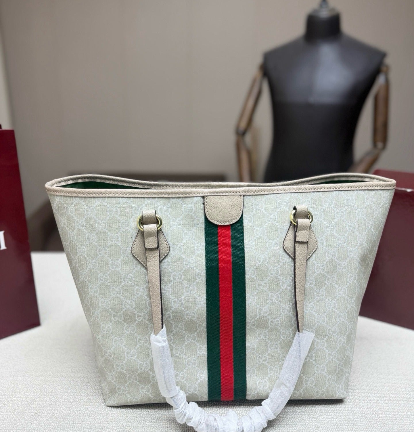 Gucci White Canvas & Leather Ophidia Tote Bag