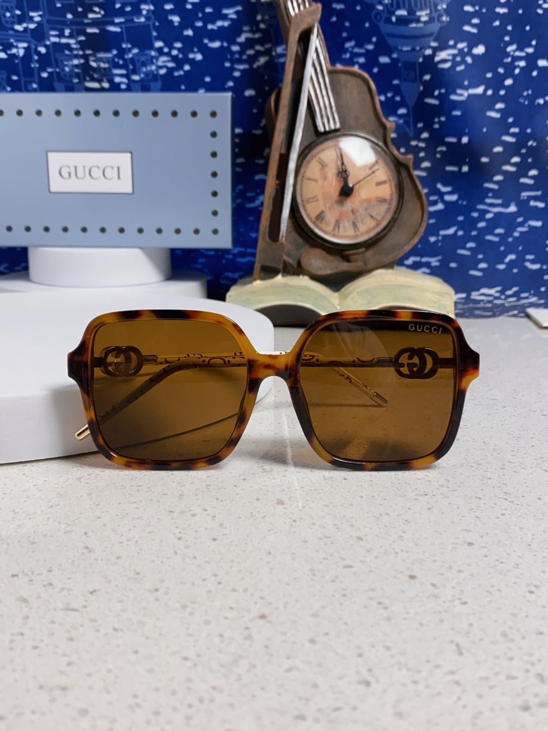 Gucci Vintage-Finish Sunglasses