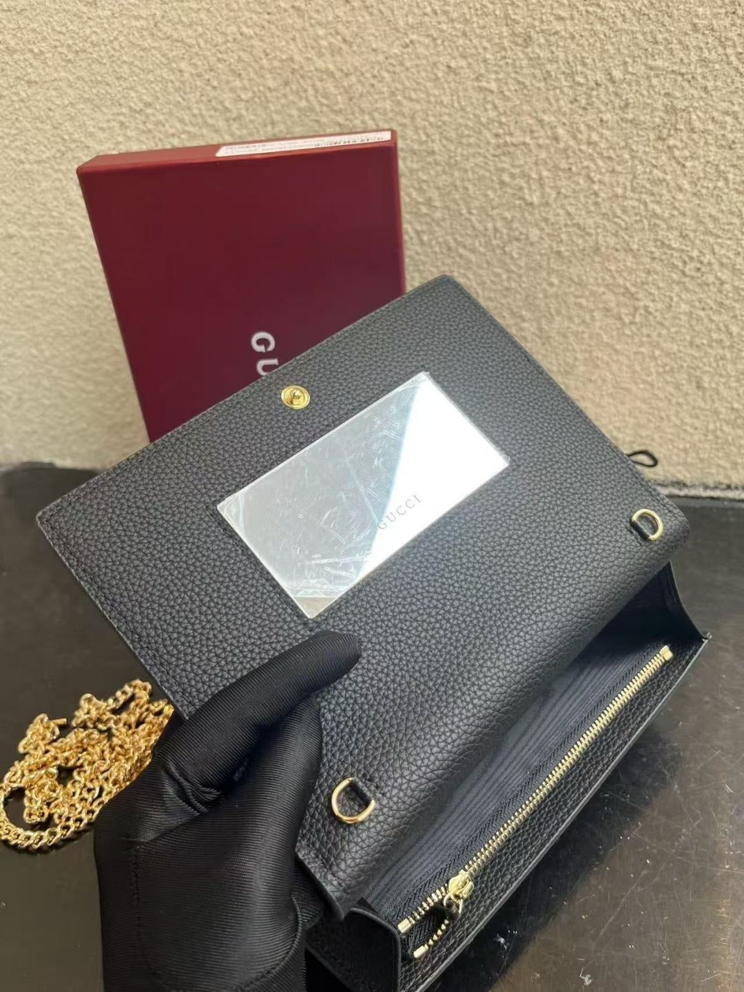 Gucci Black Leather GG Marmont Wallet