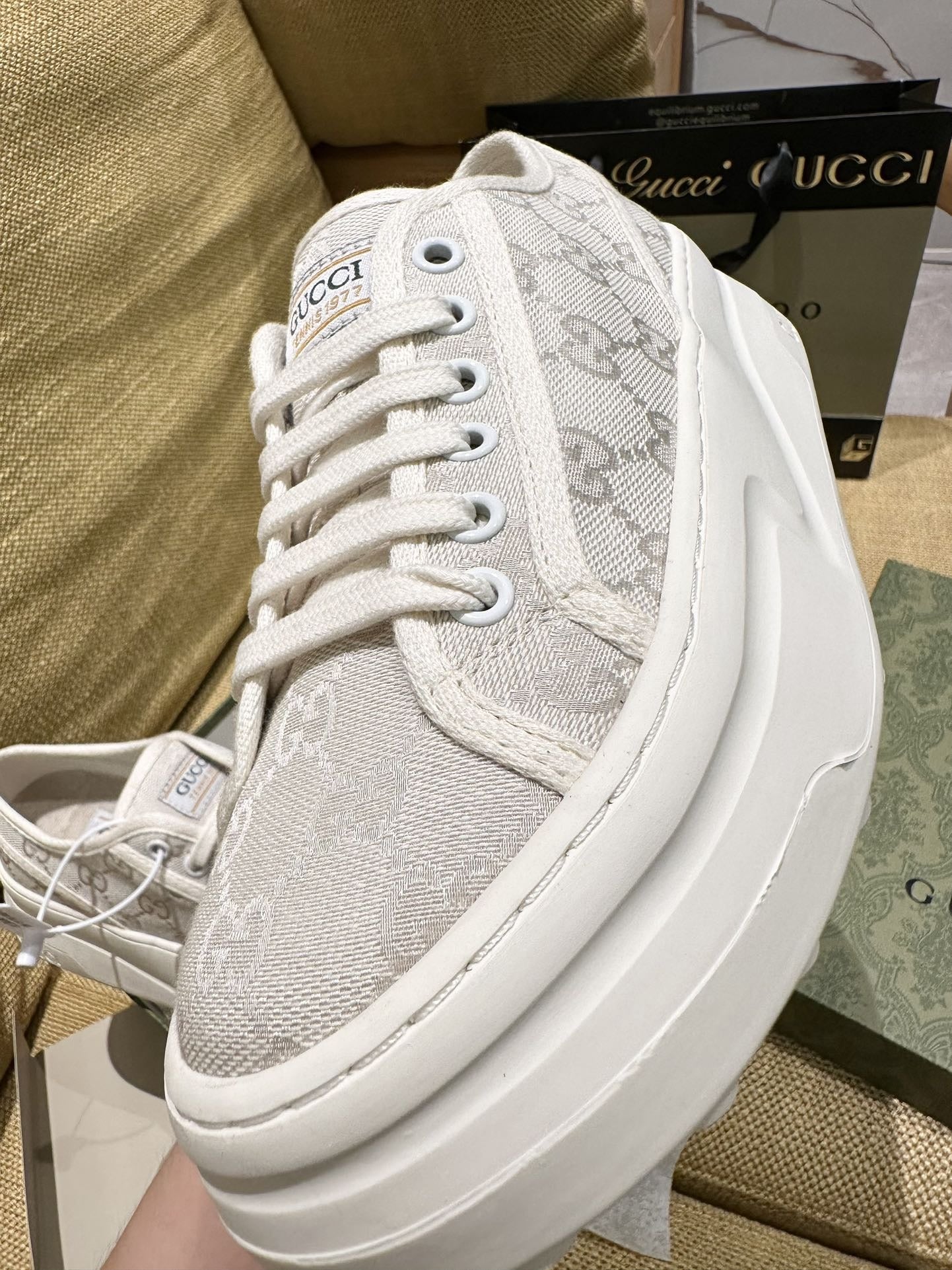 Gucci Canvas Canvas Shoes