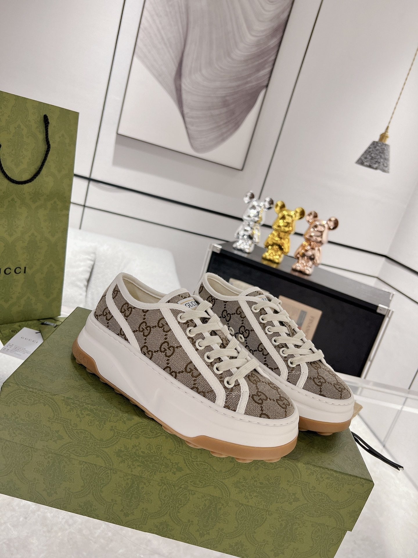 Gucci Canvas Canvas Shoes
