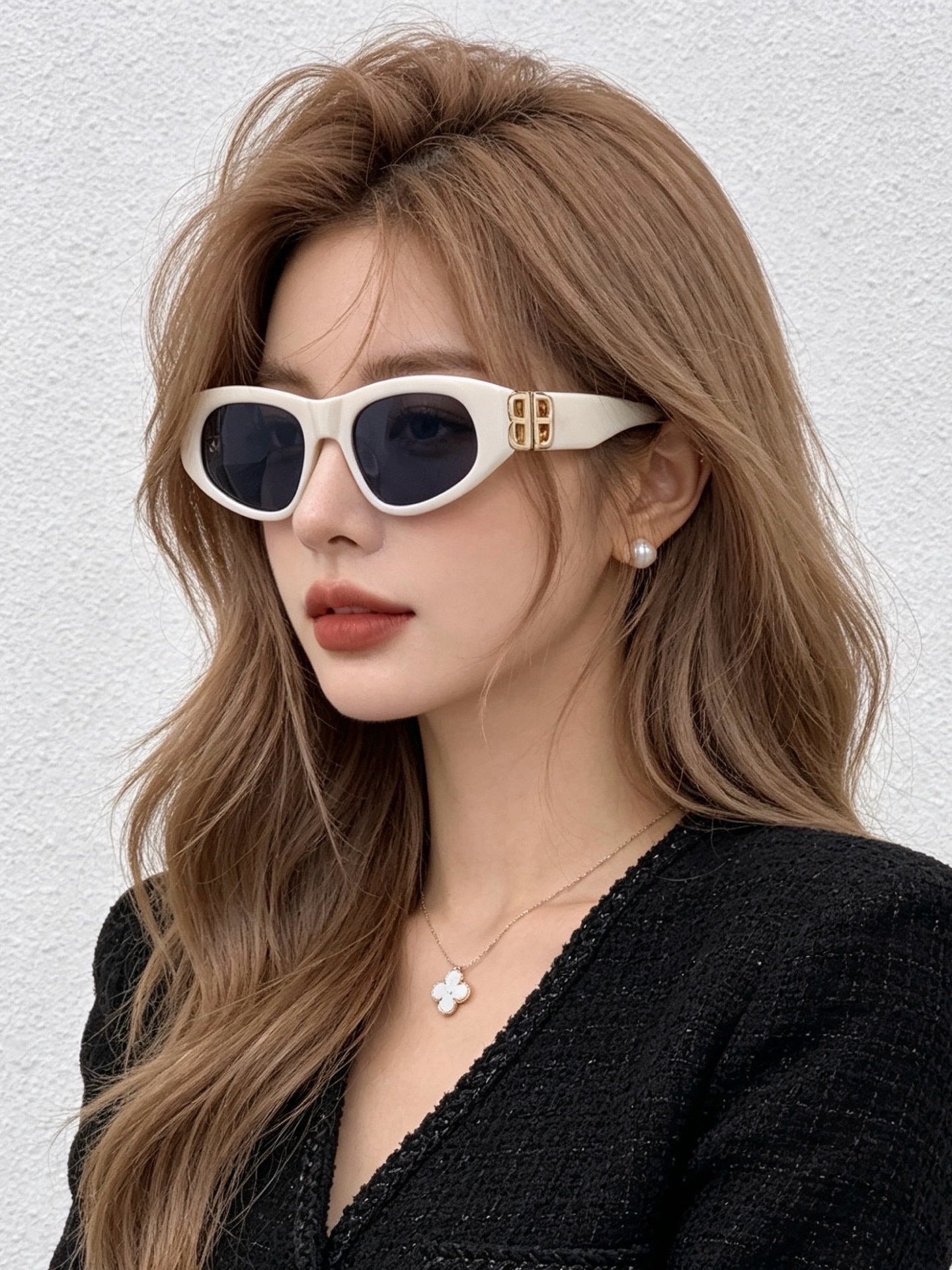 Burberry Logo Sunglasses