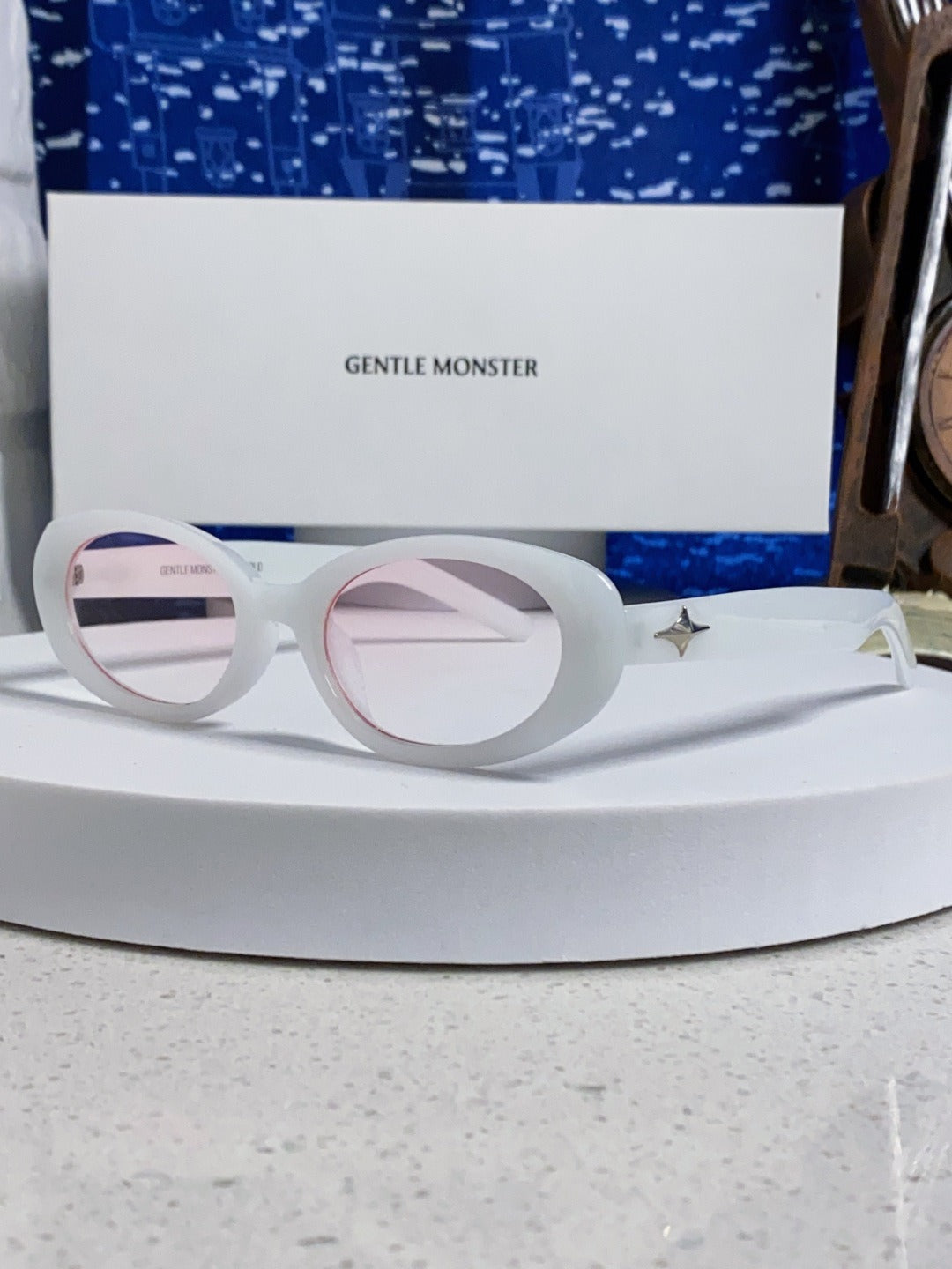Gentle Monster Round Sunglasses