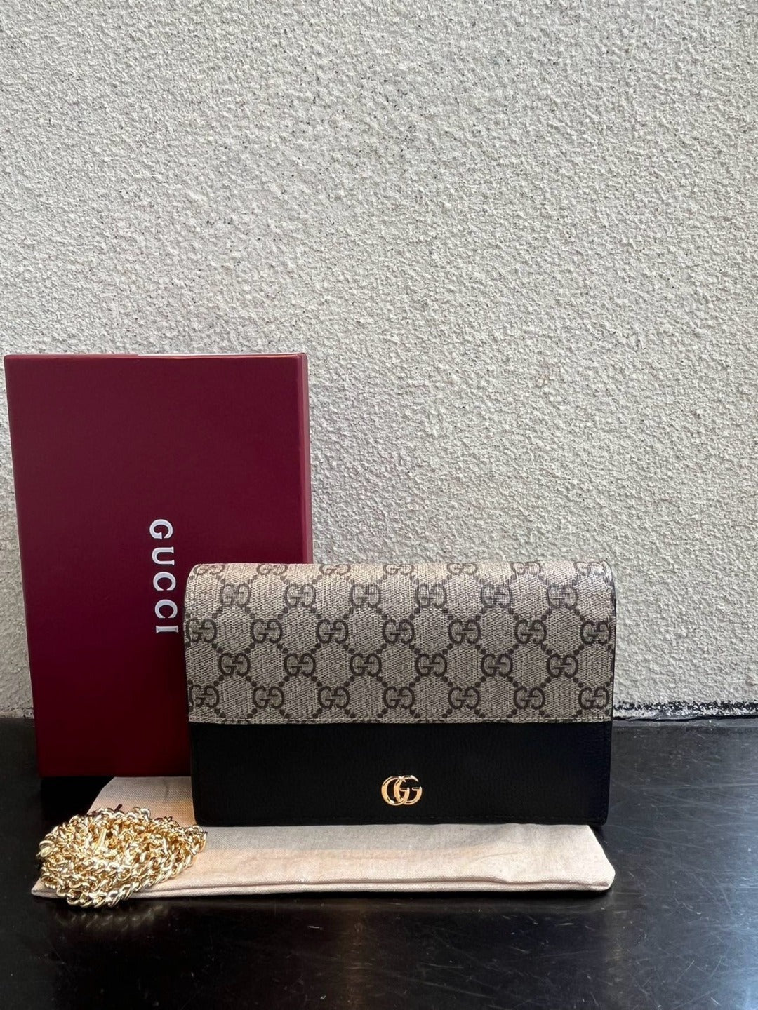 Gucci Black Leather GG Marmont Wallet