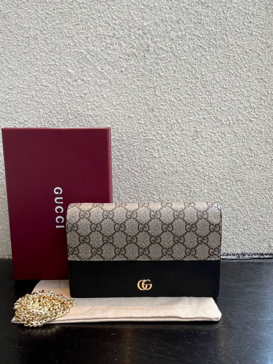 Gucci Black Leather GG Marmont Wallet