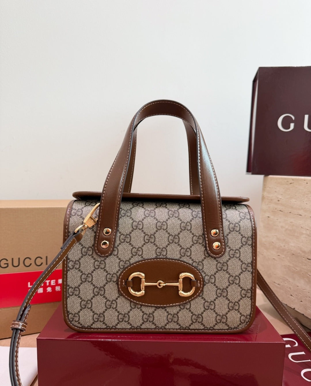 Gucci Vintage-Finish Handbag