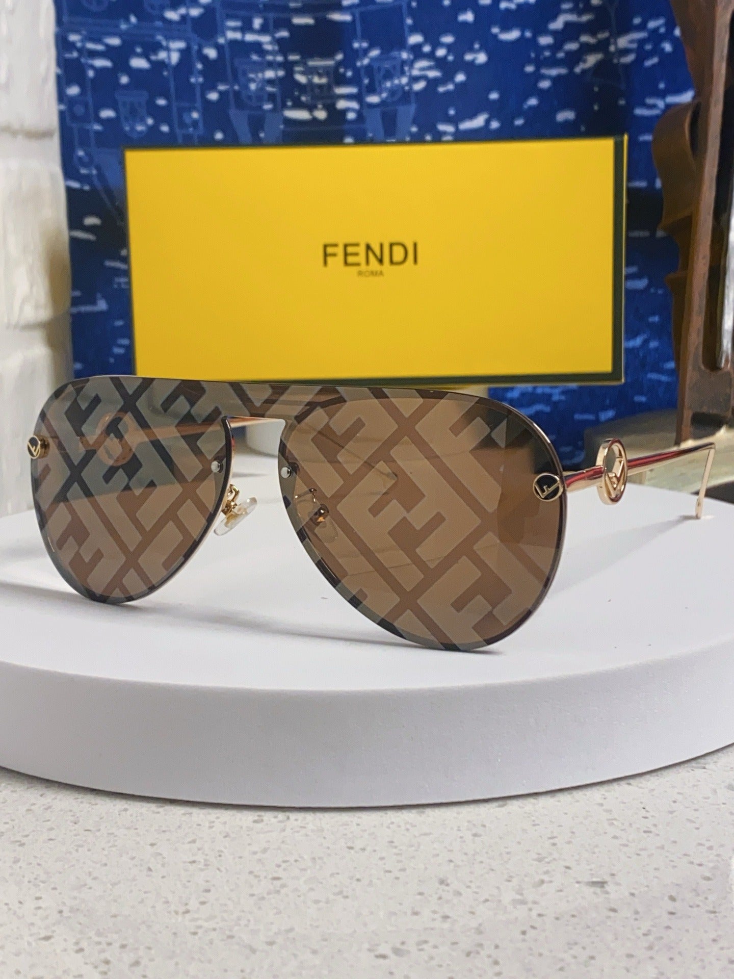 Fendi Logo Sunglasses