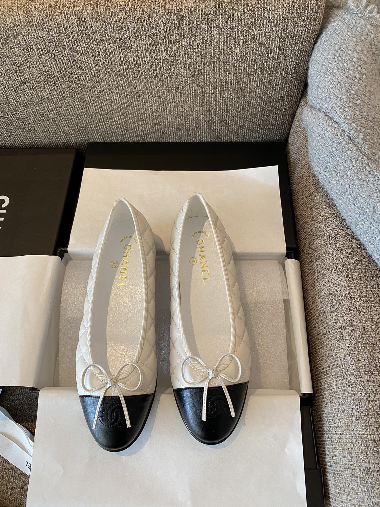 Chanel Leather Bow Ballet Flats