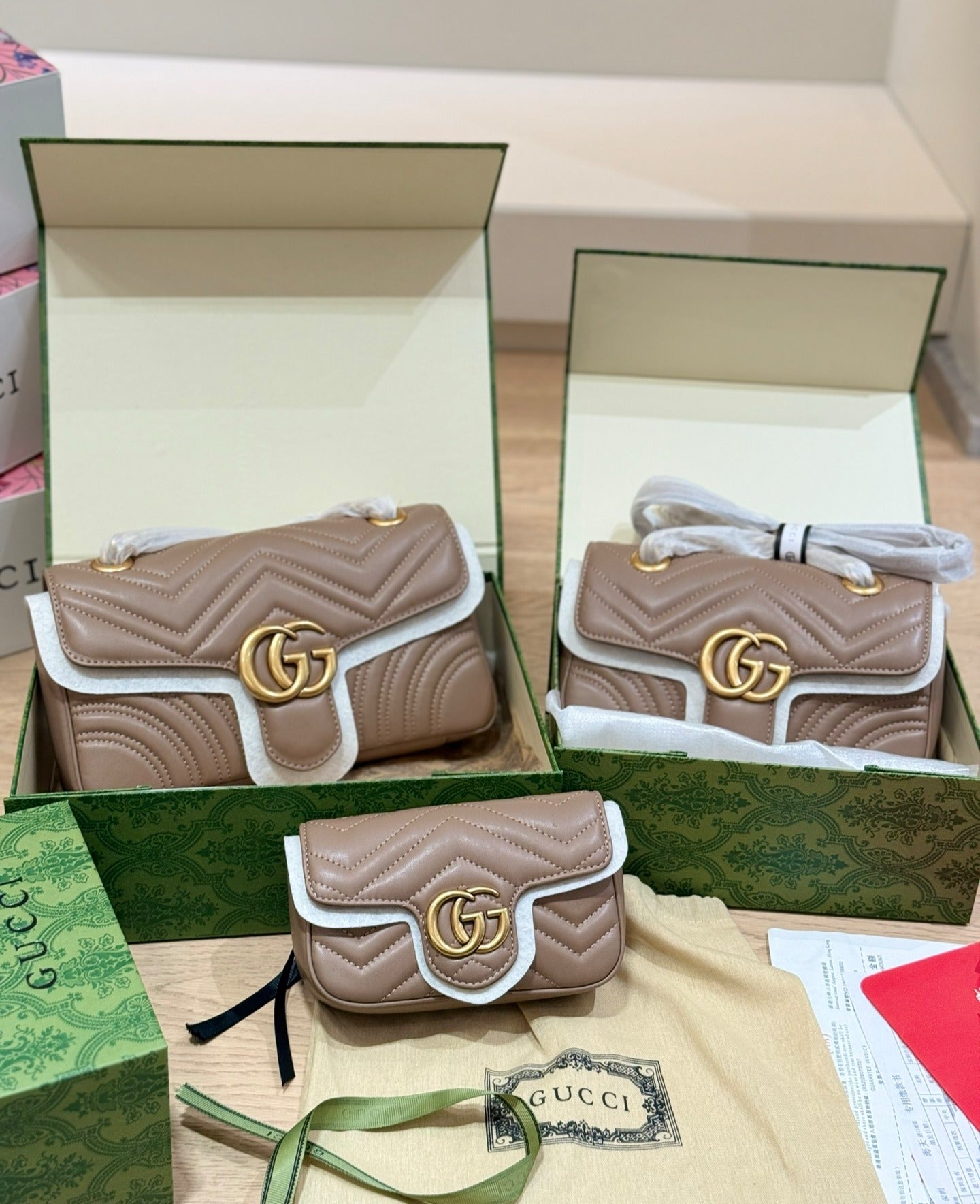 Gucci Calfskin Leather Logo Handbag