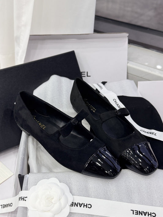 Chanel Patent Leather Bow Shoes