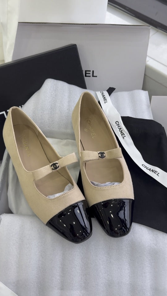 Chanel Patent Leather Bow Shoes