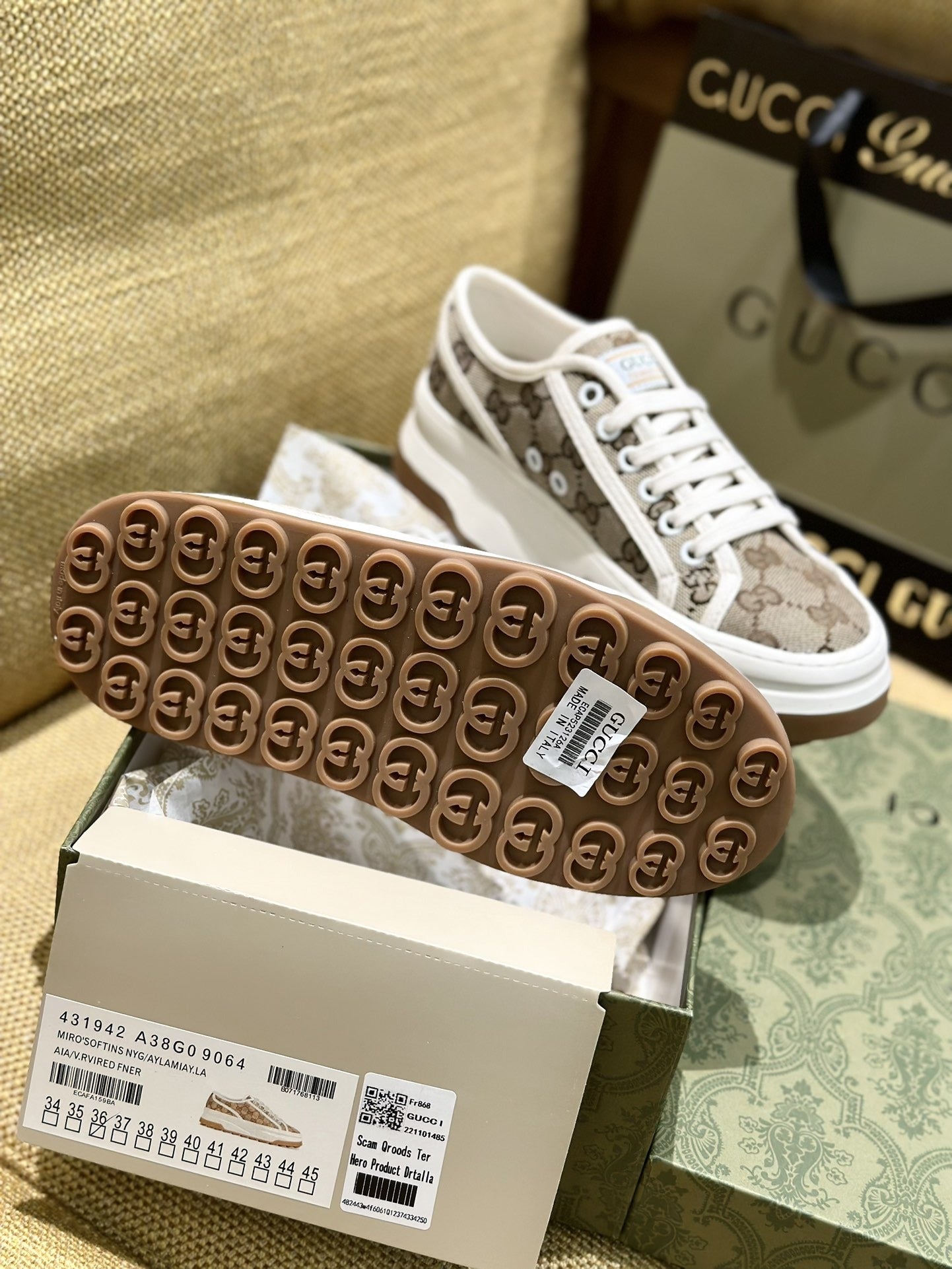 Gucci Canvas Canvas Shoes