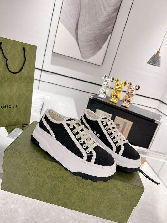 Gucci Canvas Canvas Shoes