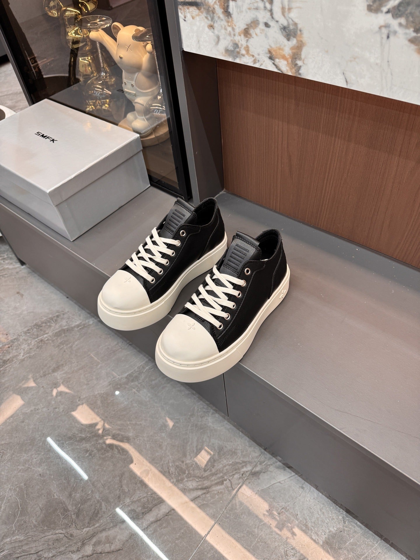 Unbranded Lambskin Leather Printed Shoes