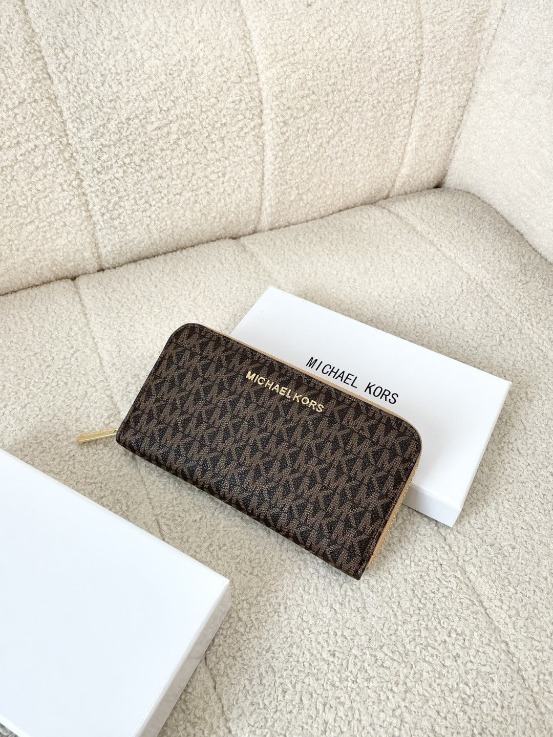 Unbranded Leather Zip Wallet