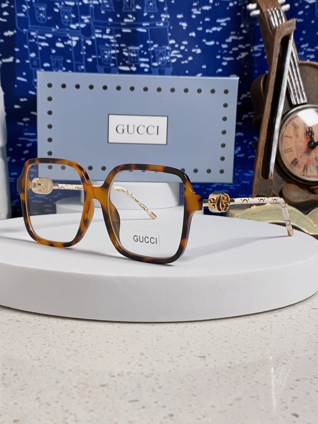 Gucci Vintage-Finish Sunglasses