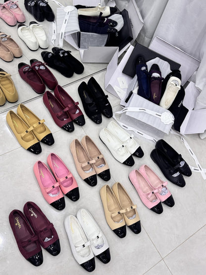 Chanel Patent Leather Bow Shoes