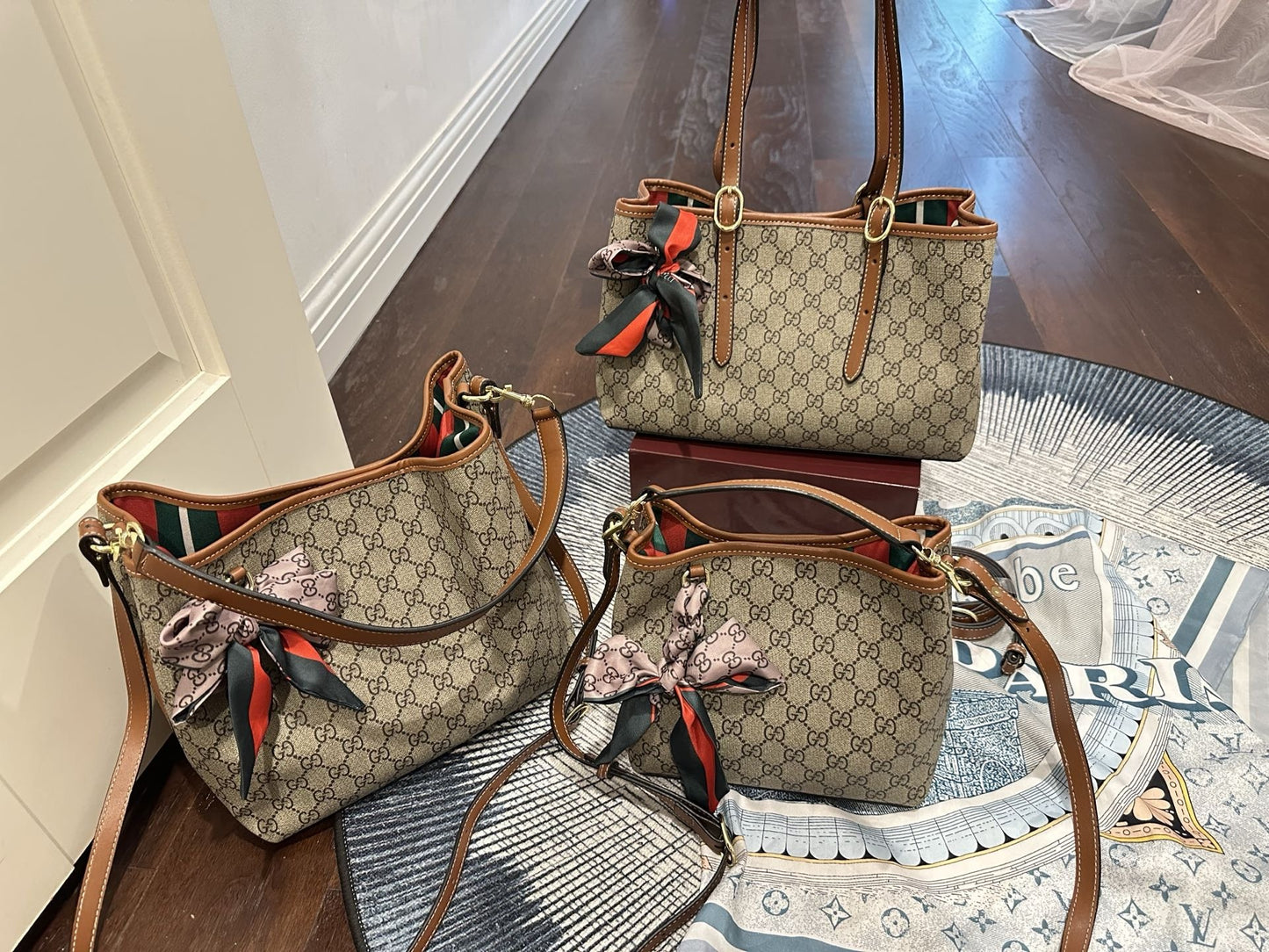 Gucci Vintage-Finish Tote Bag