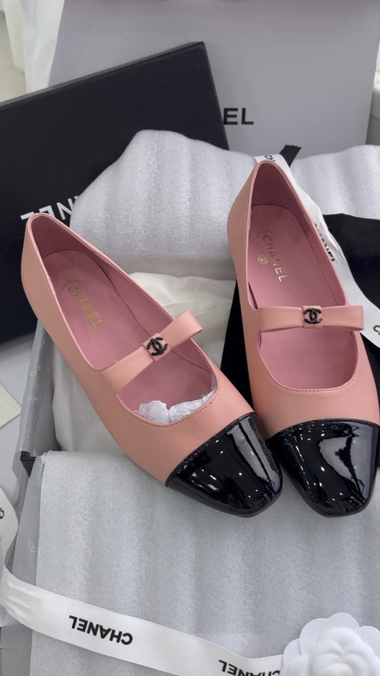 Chanel Patent Leather Bow Shoes