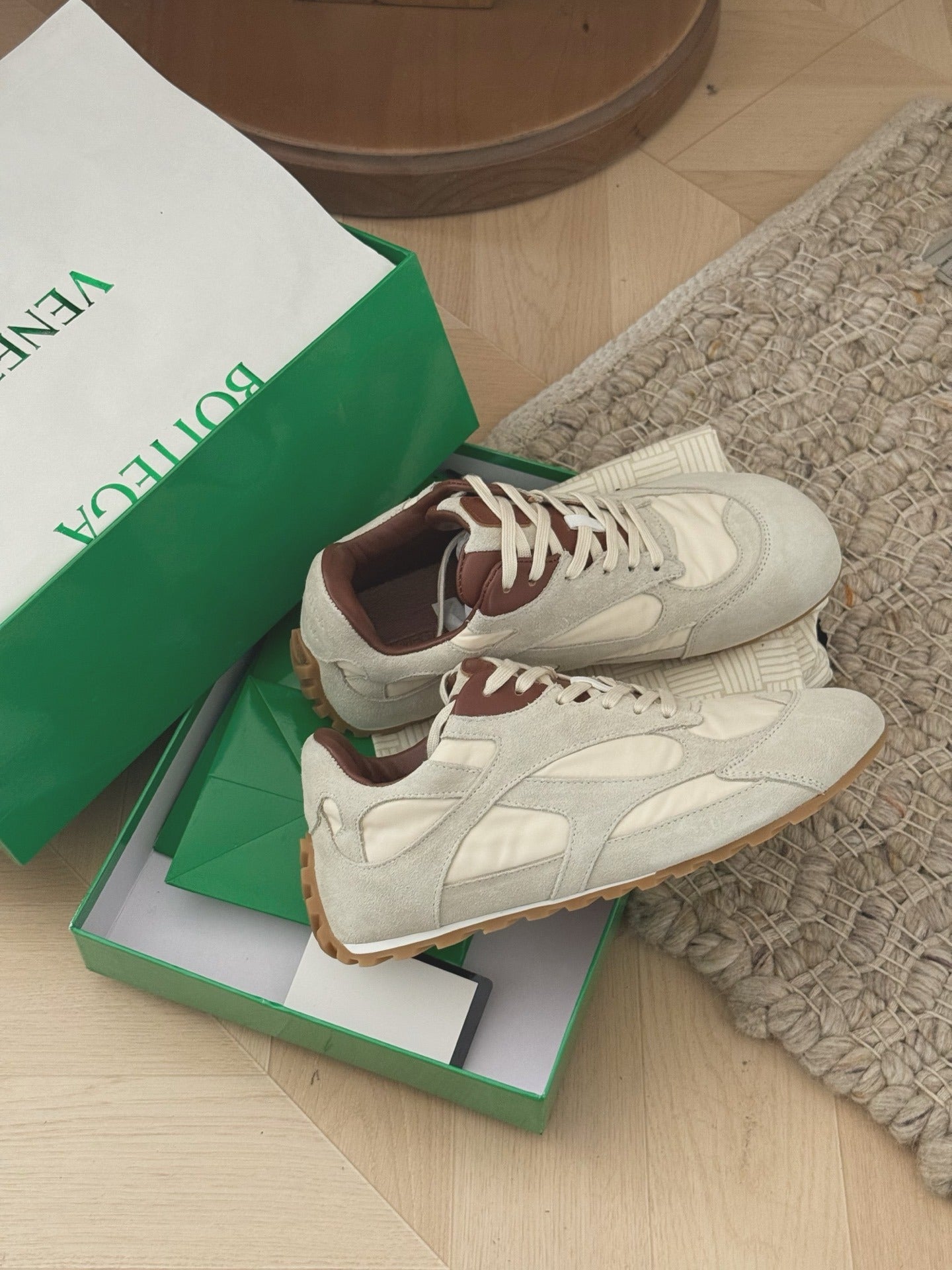 Bottega Veneta Vintage-Finish Sneakers