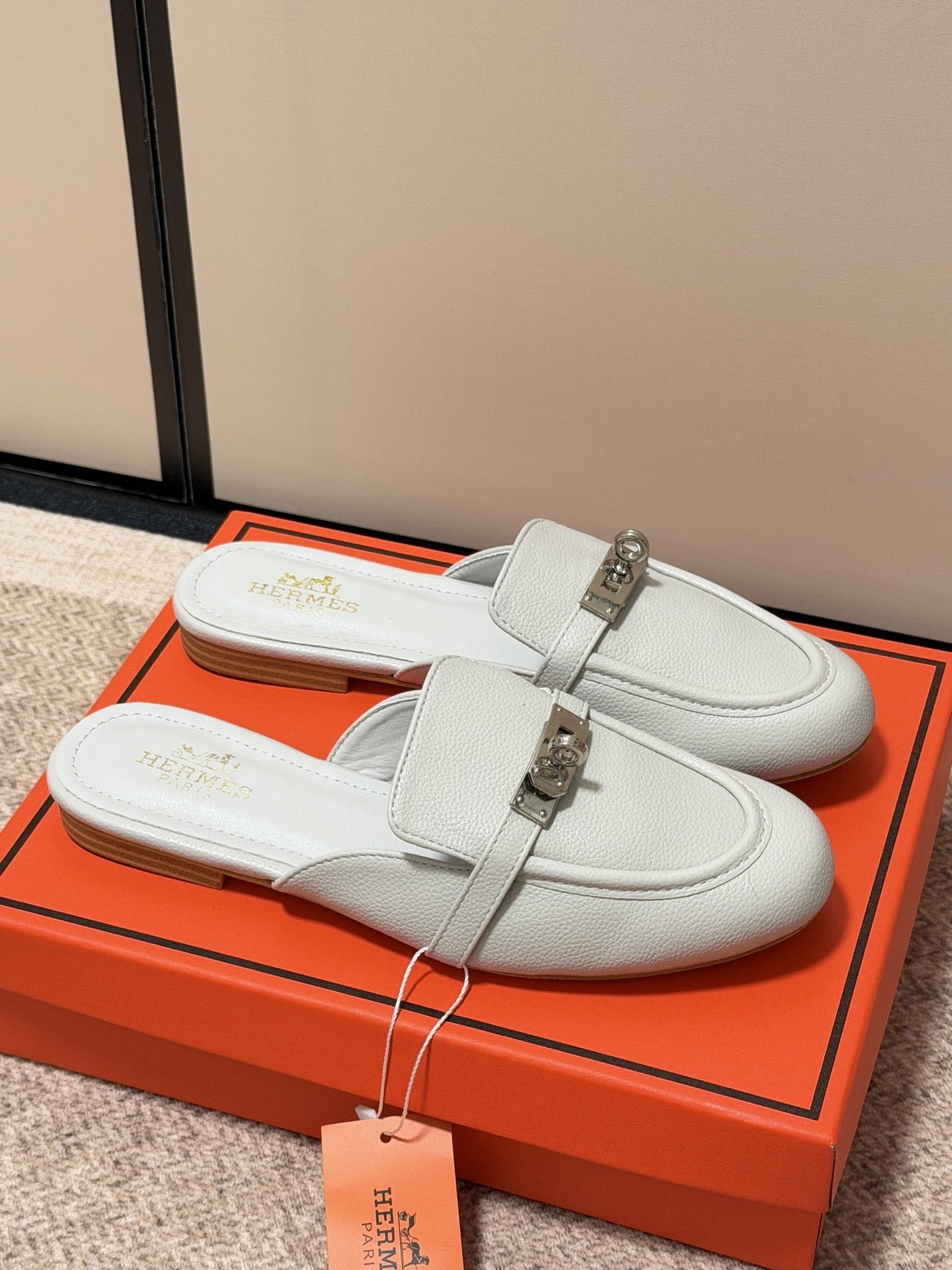 Hermes Calfskin Leather Logo Slides