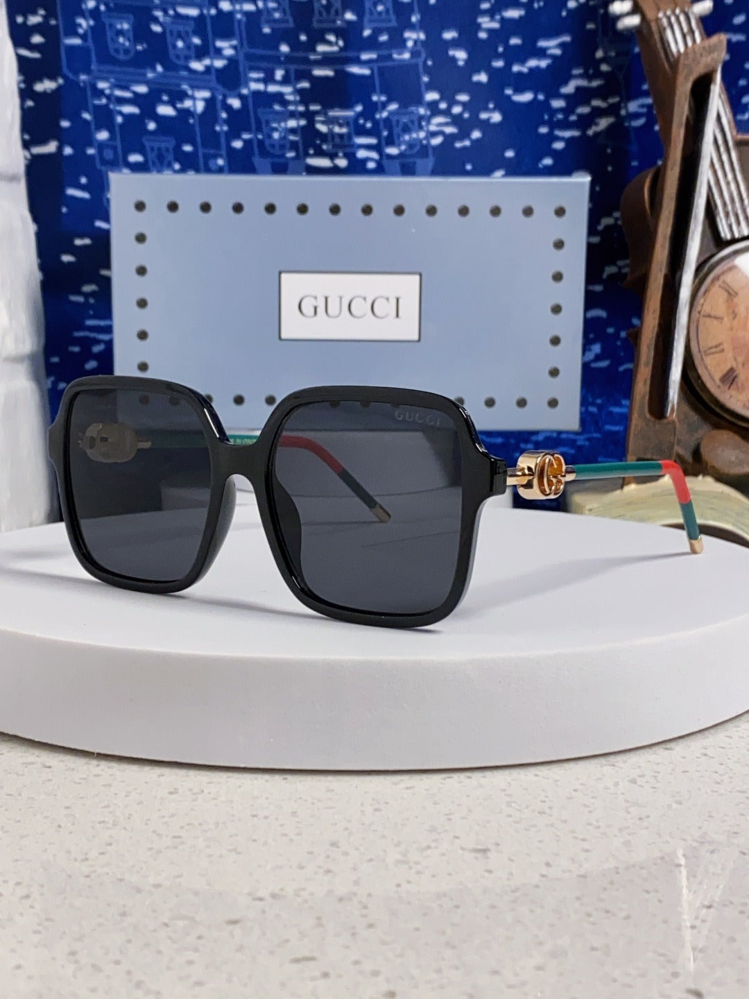 Gucci Vintage-Finish Sunglasses
