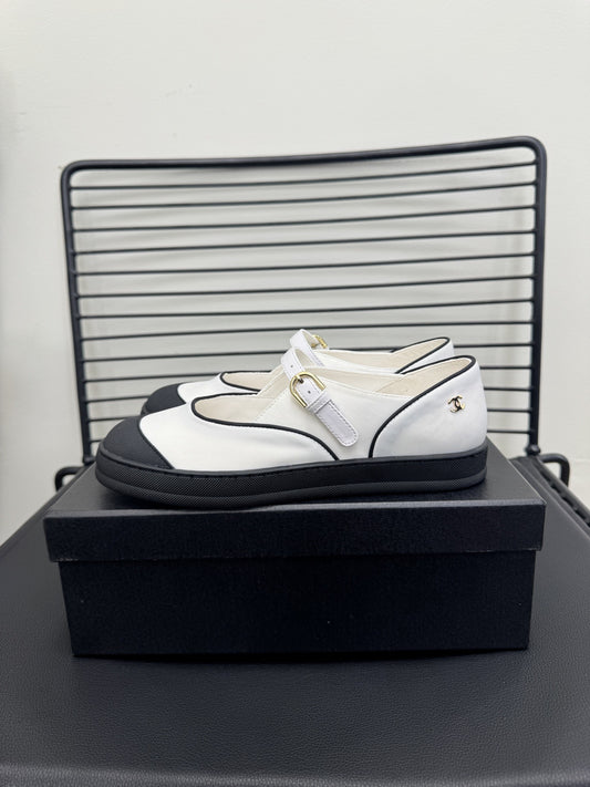 Chanel Lambskin Leather Logo Shoes