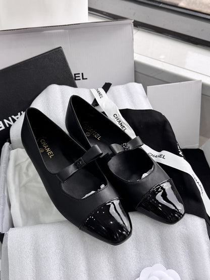 Chanel Patent Leather Bow Shoes