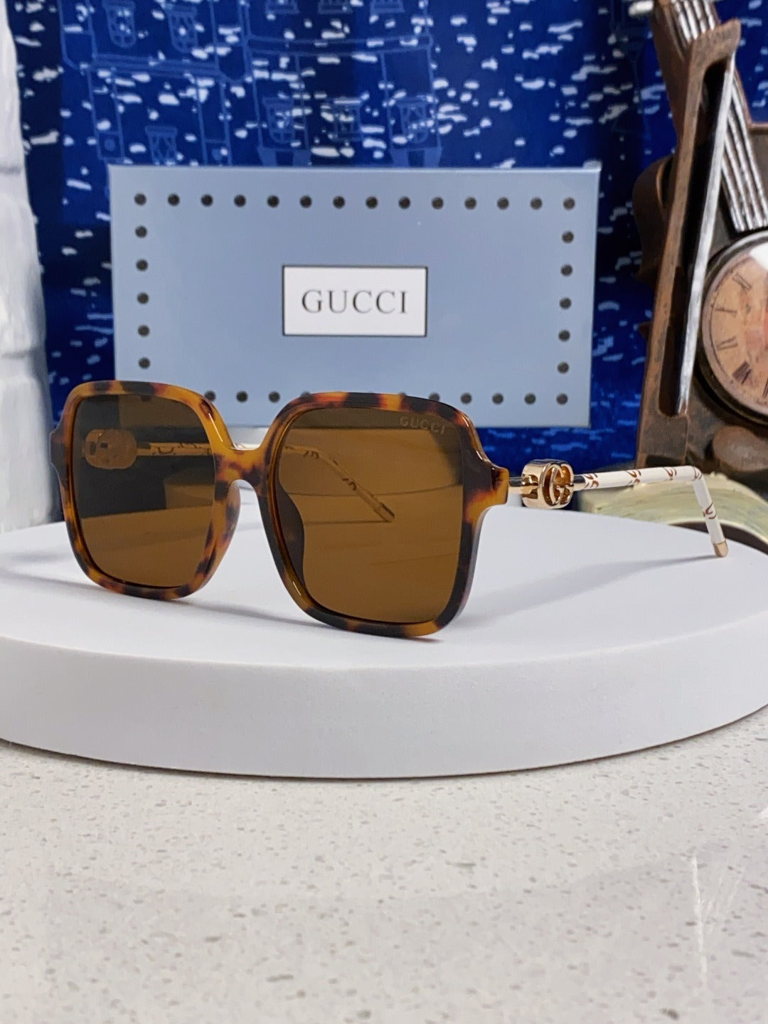 Gucci Vintage-Finish Sunglasses