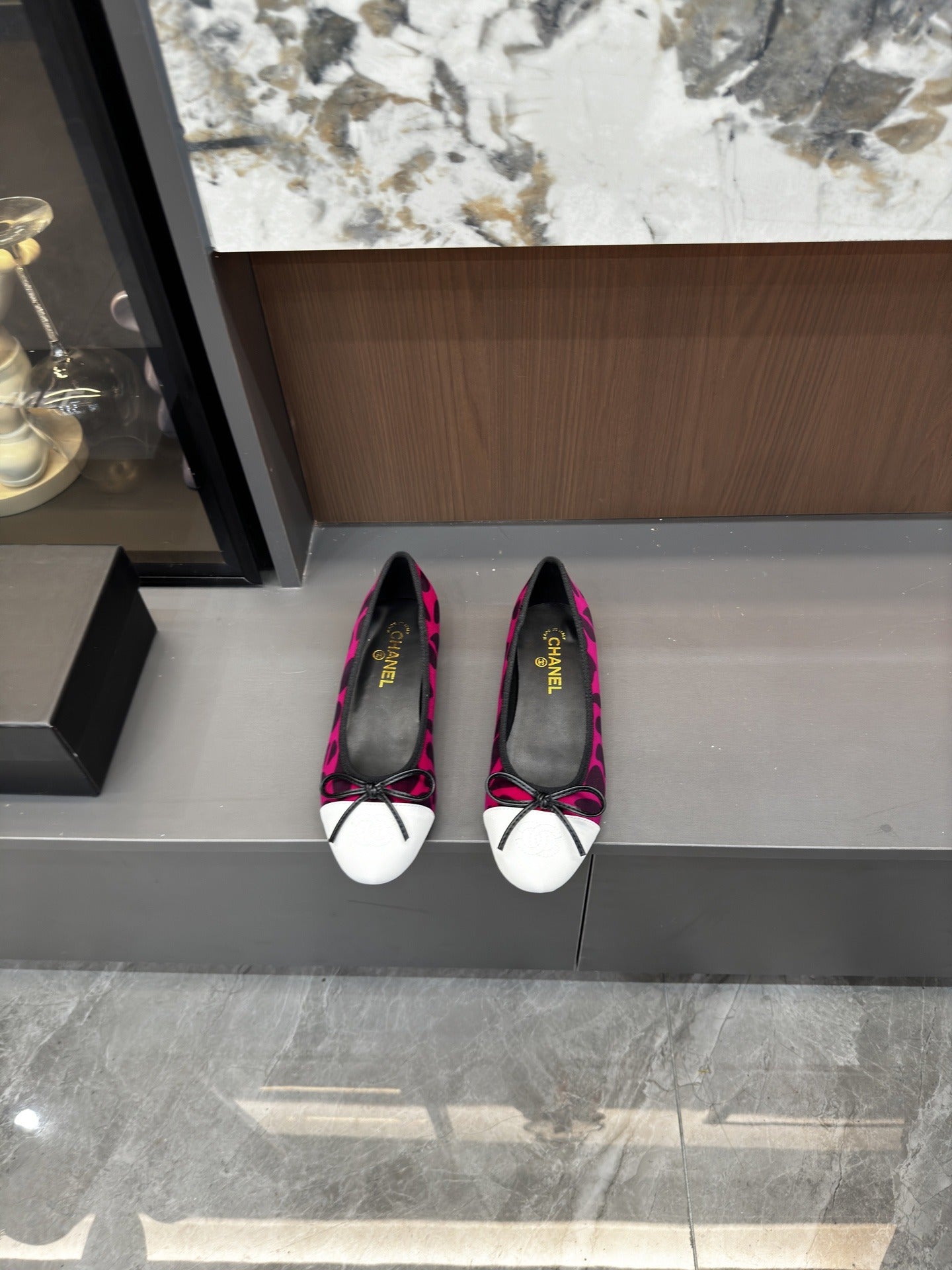 Chanel Lambskin Leather Bow Ballet Flats