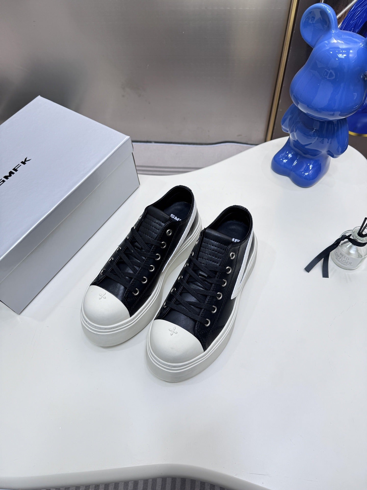 Unbranded Canvas & Lambskin Leather Shoes
