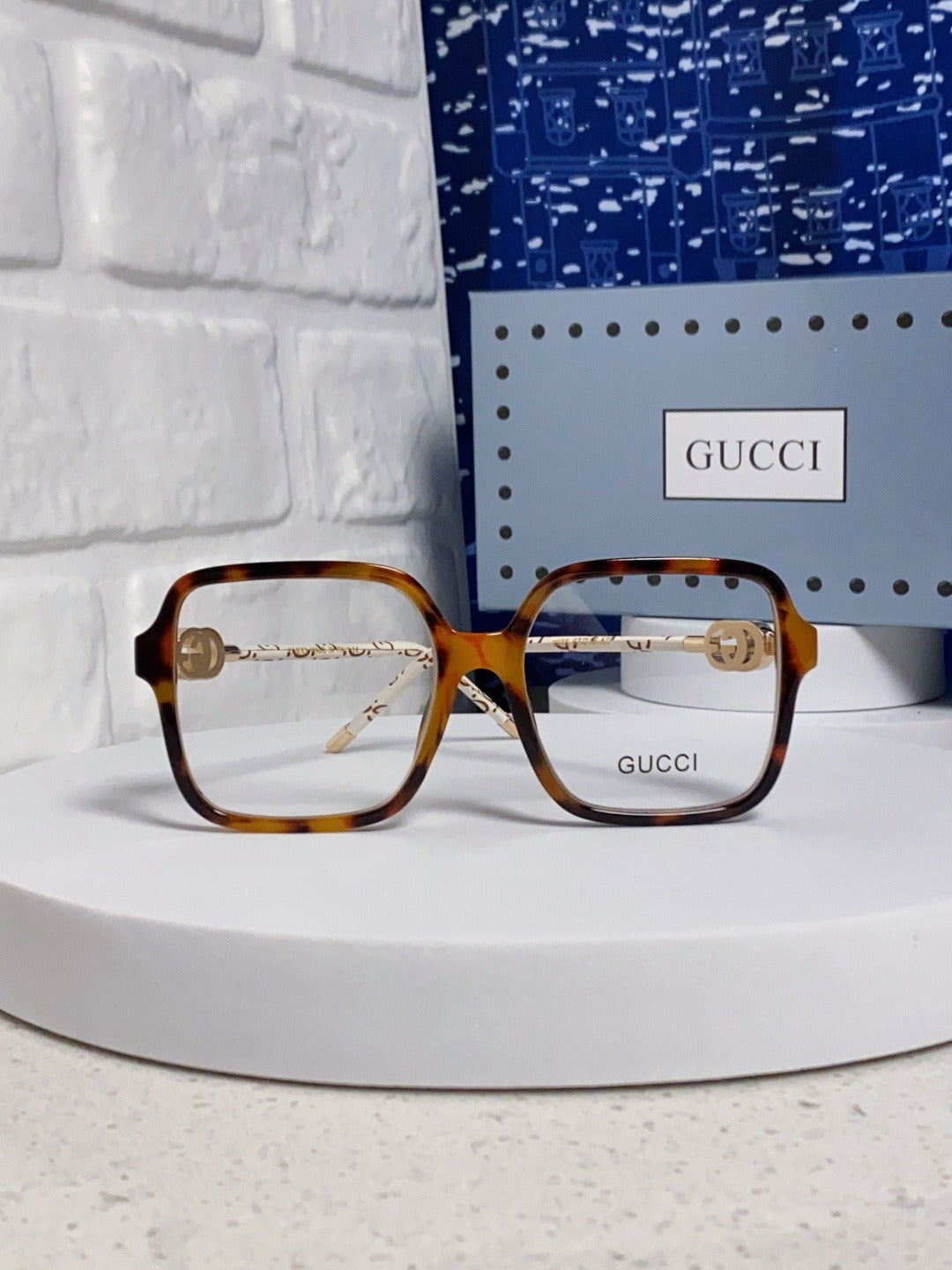 Gucci Vintage-Finish Sunglasses