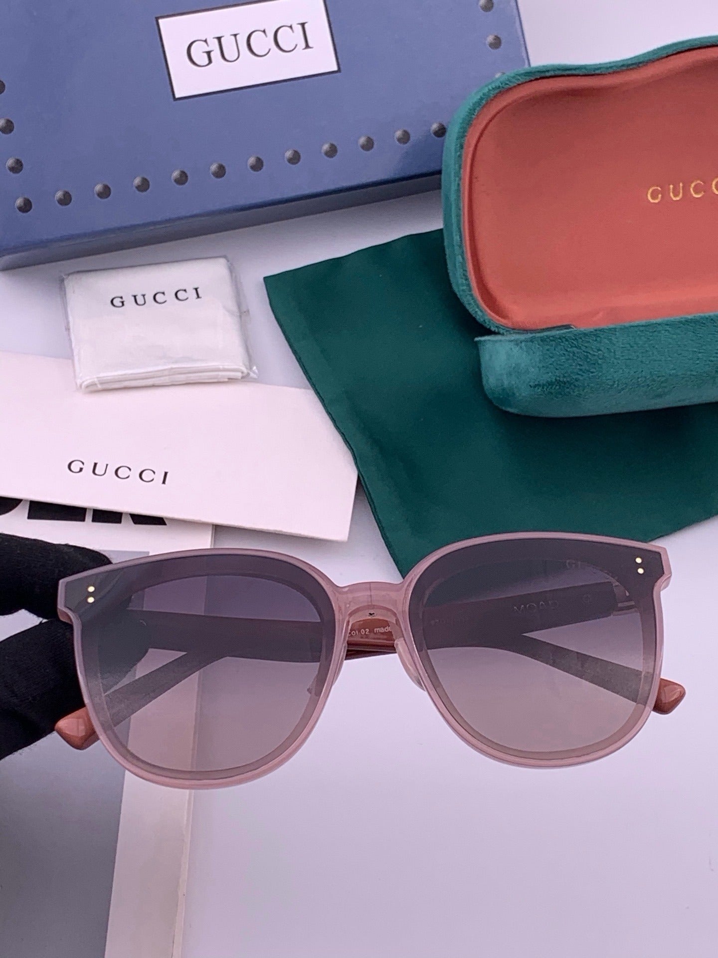 Gucci Nylon Sunglasses