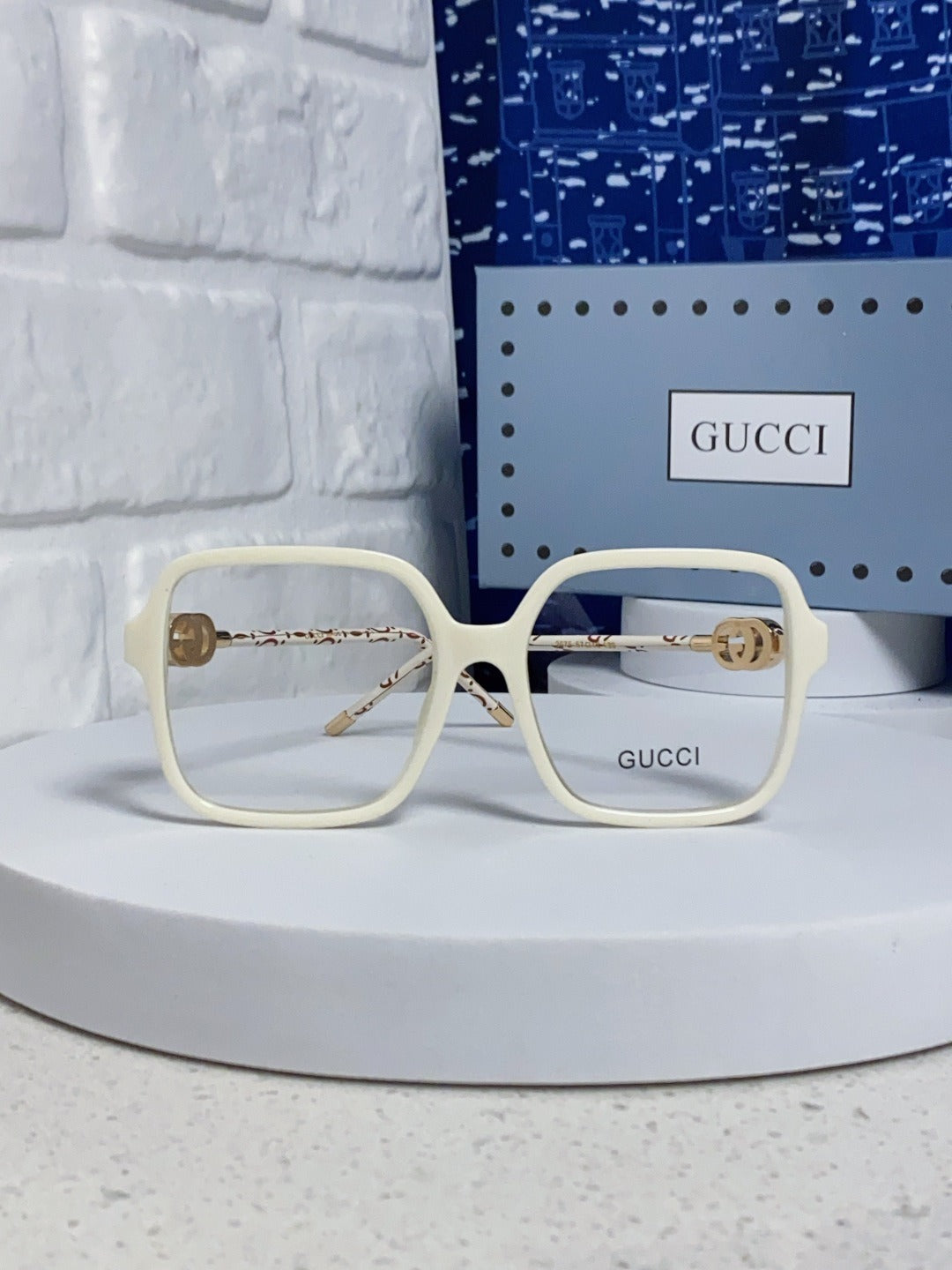 Gucci Vintage-Finish Sunglasses