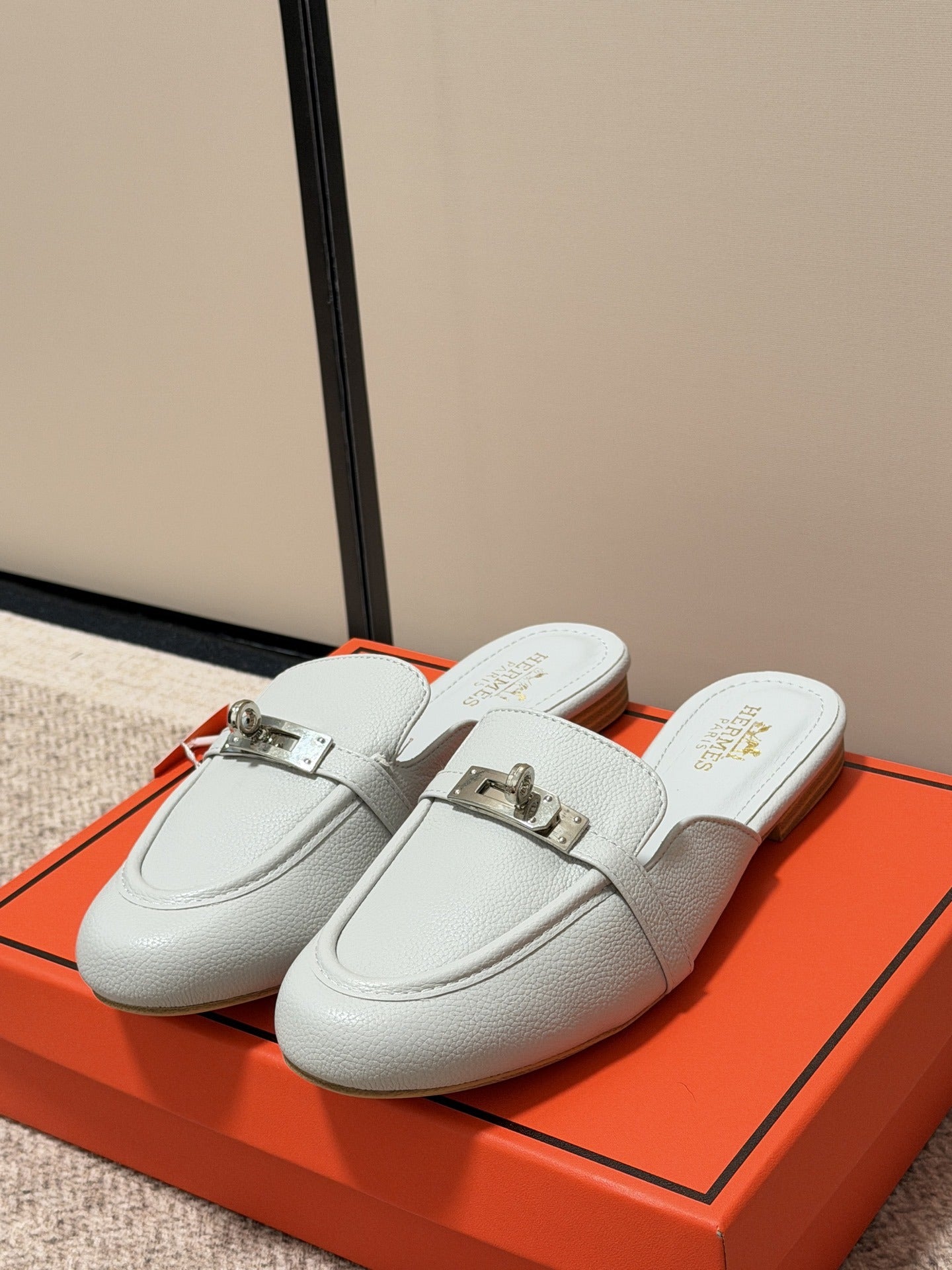 Hermes Calfskin Leather Logo Slides