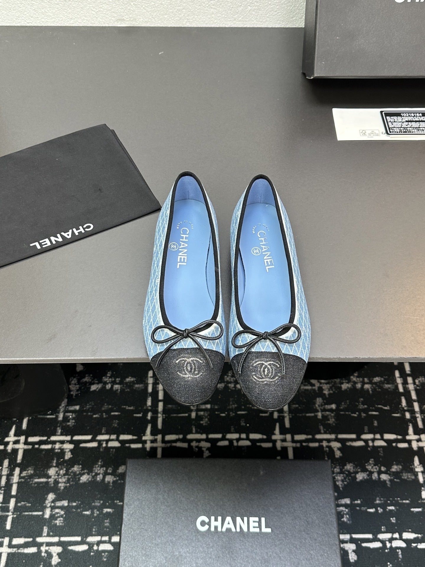 Chanel Lambskin Leather Bow Ballet Flats