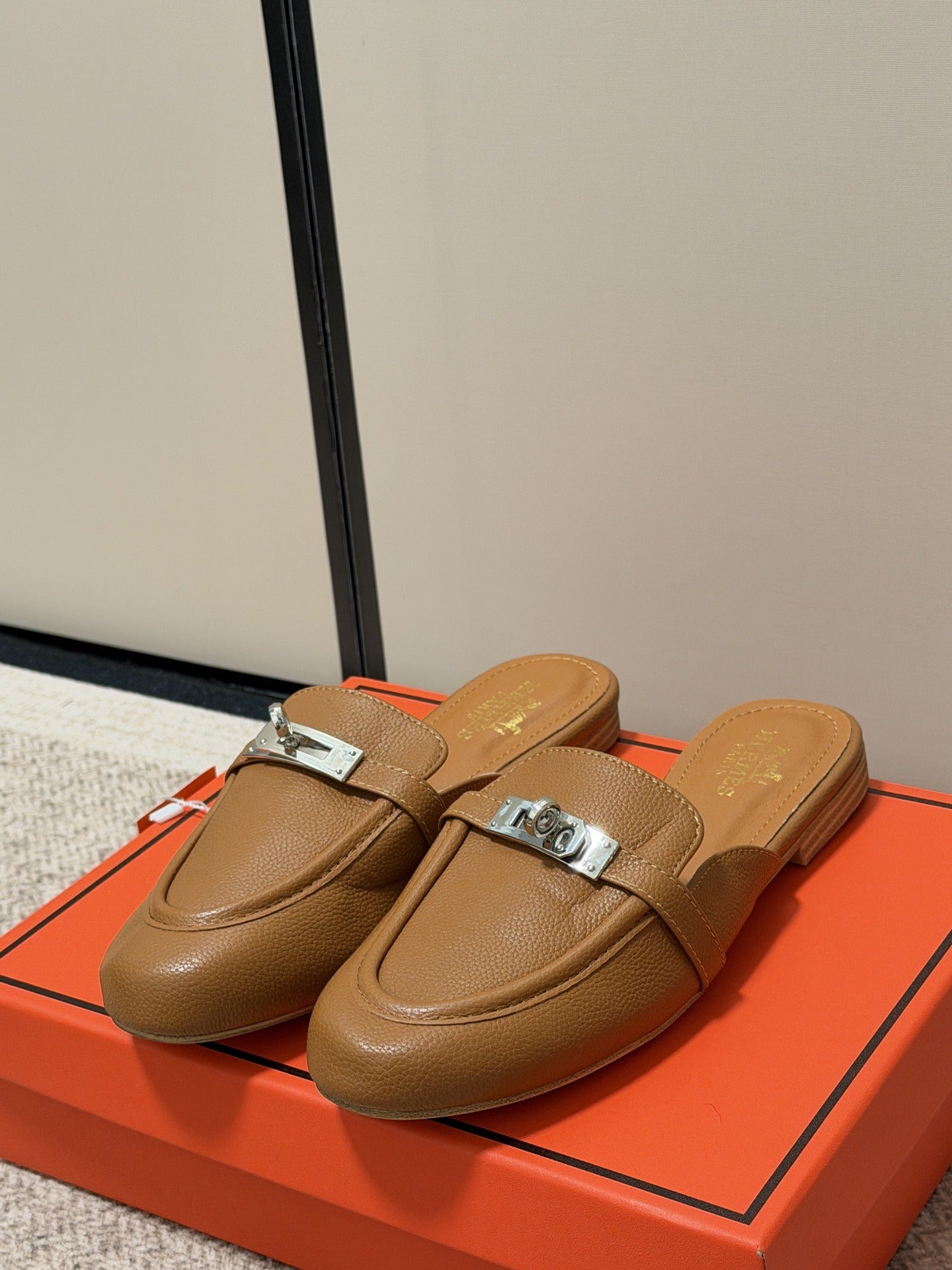Hermes Calfskin Leather Logo Slides