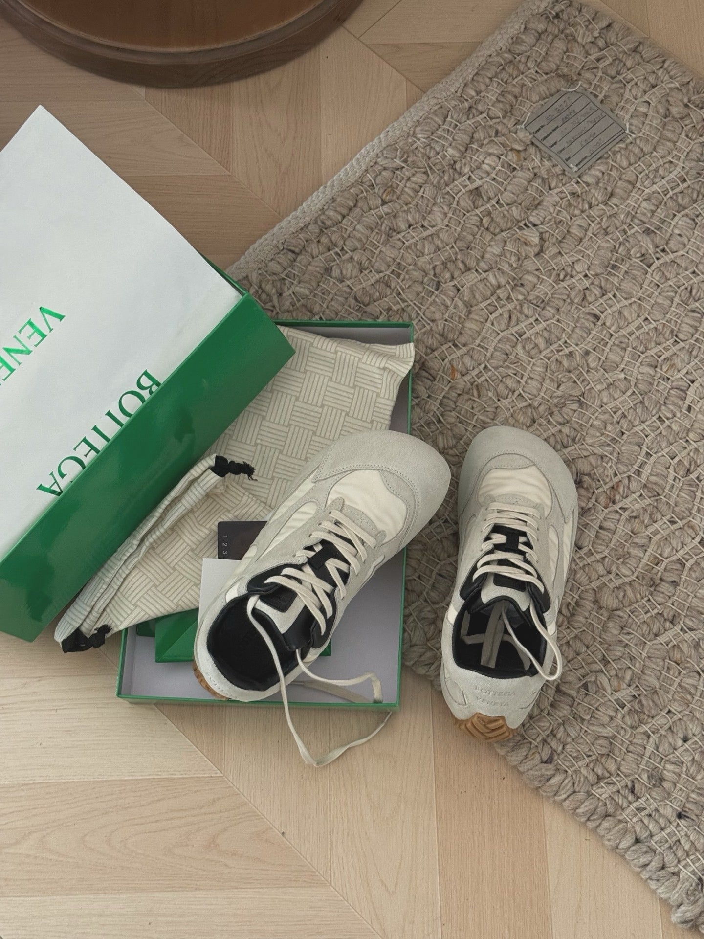 Bottega Veneta Vintage-Finish Sneakers