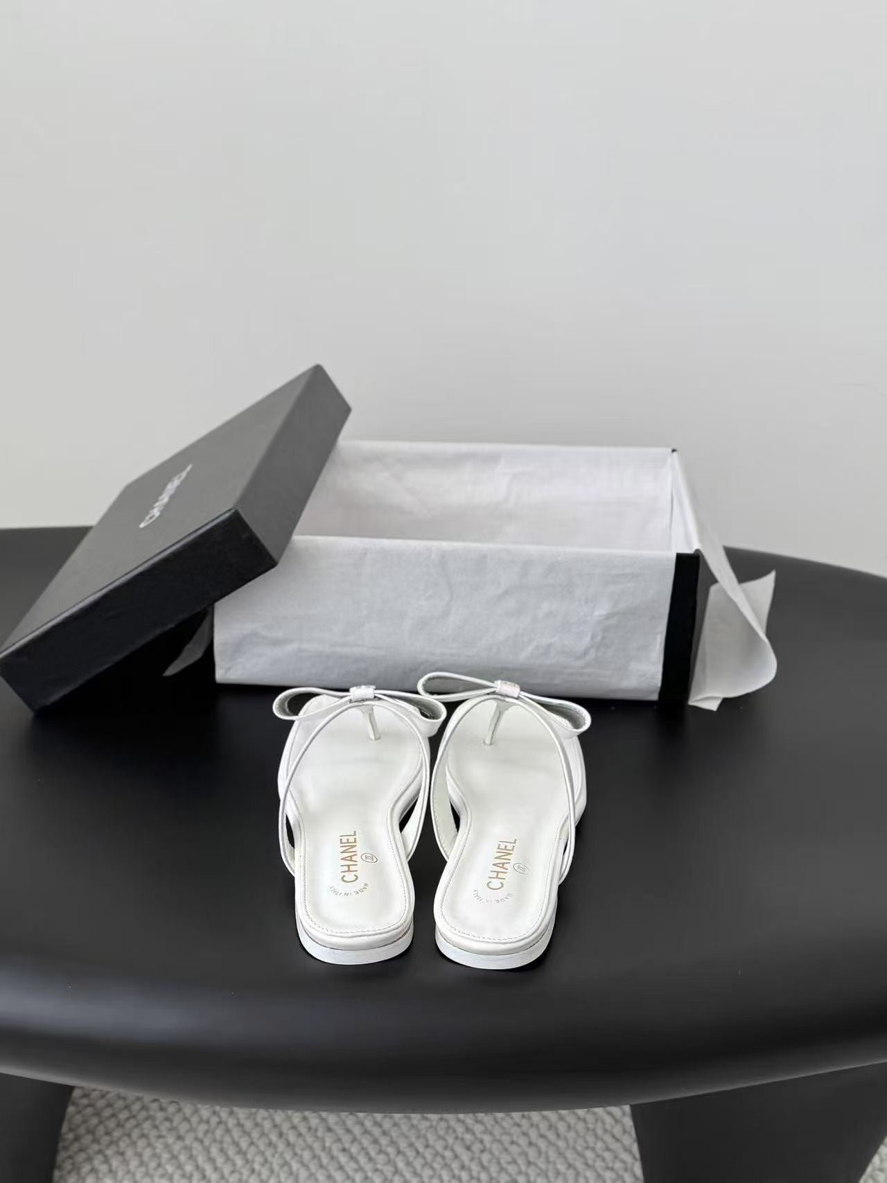 Chanel Lambskin Leather Bow Slides