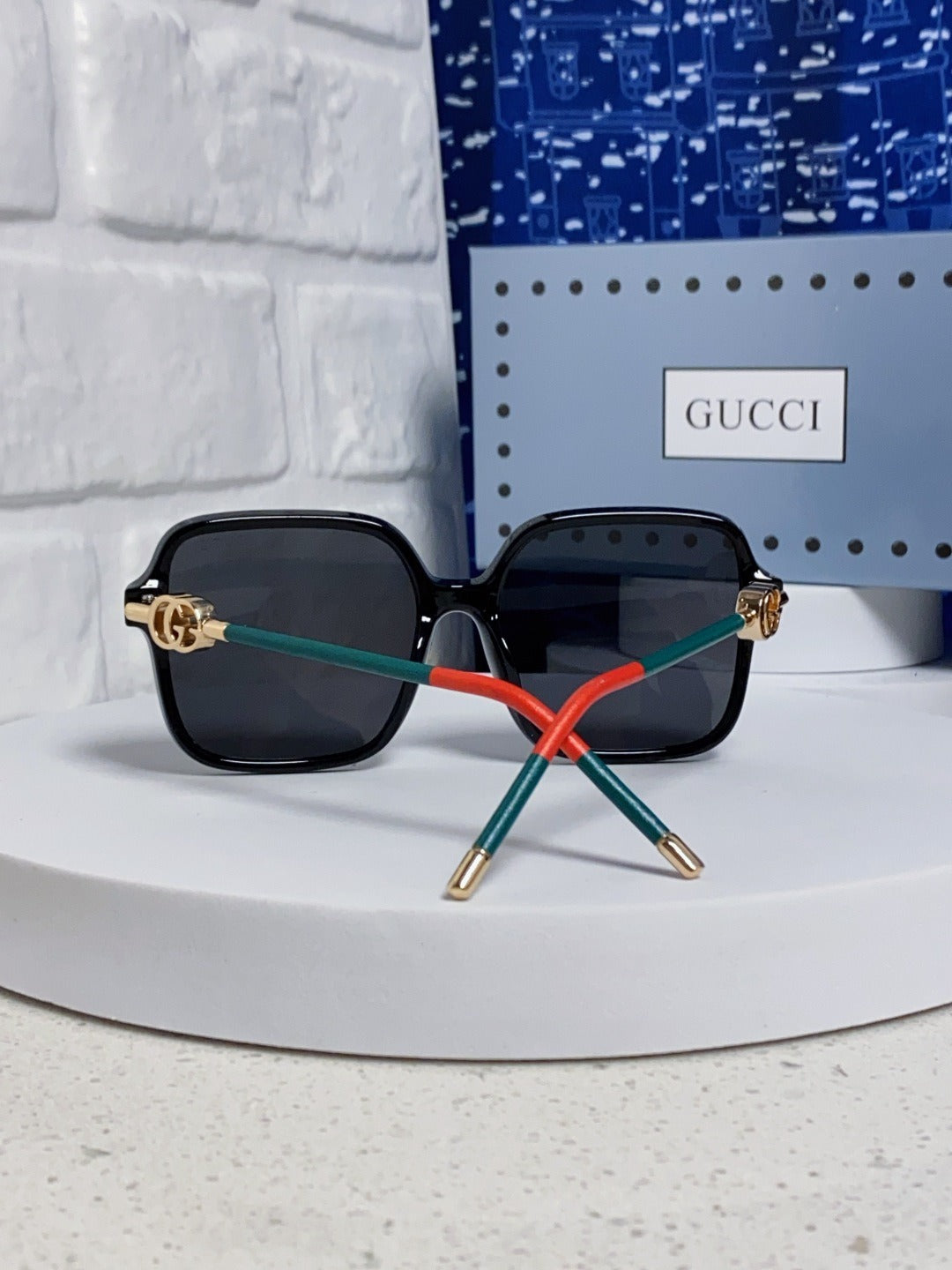 Gucci Vintage-Finish Sunglasses
