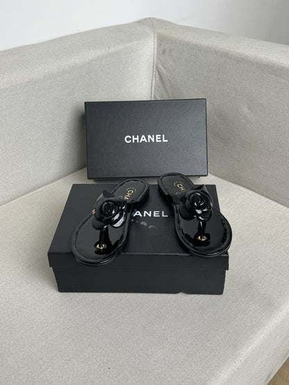 Chanel Slides
