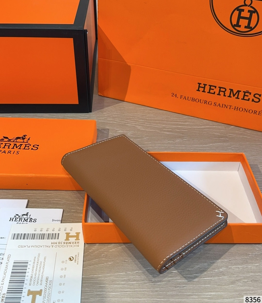 Hermes White Wallet