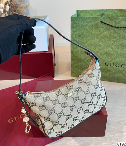 Gucci Vintage-Finish Shoulder Bag