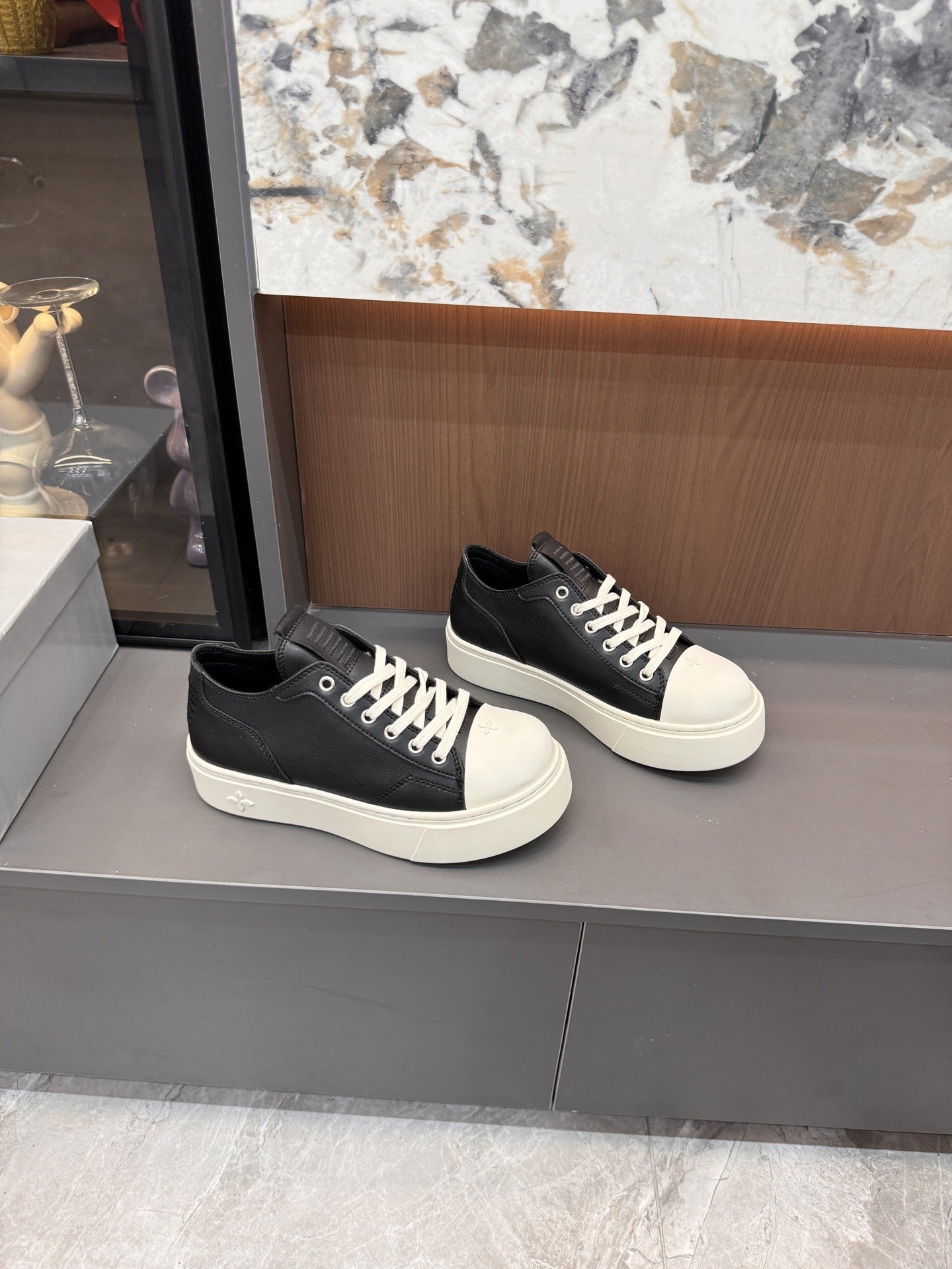 Unbranded Lambskin Leather Printed Shoes