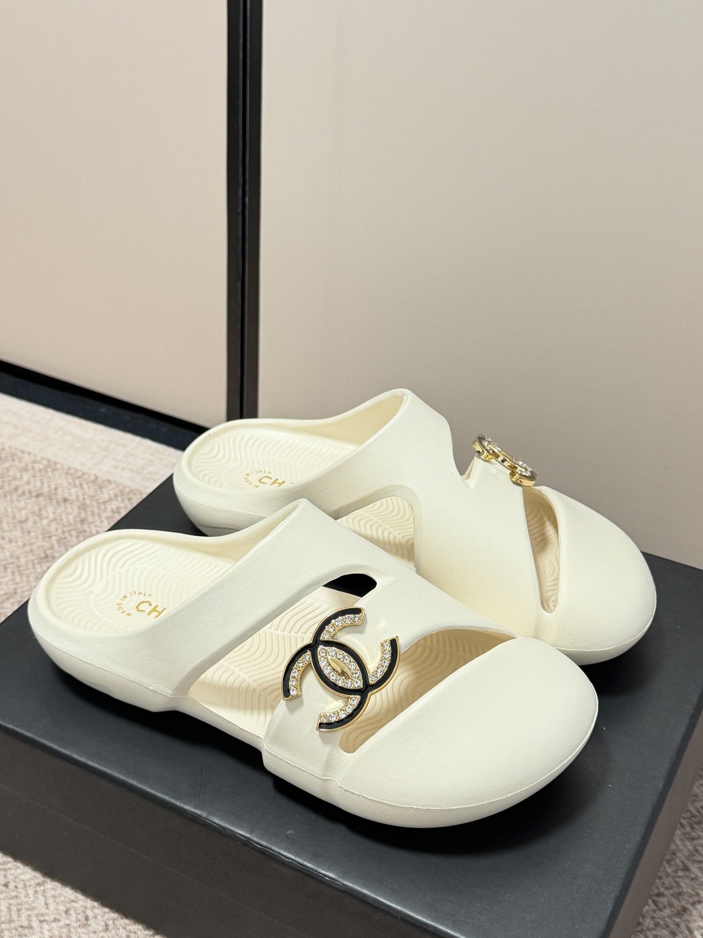 Chanel Vintage-Finish Sandals