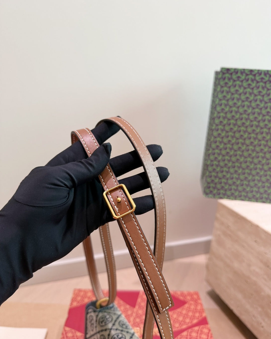 Tory Burch Logo Crossbody Bag