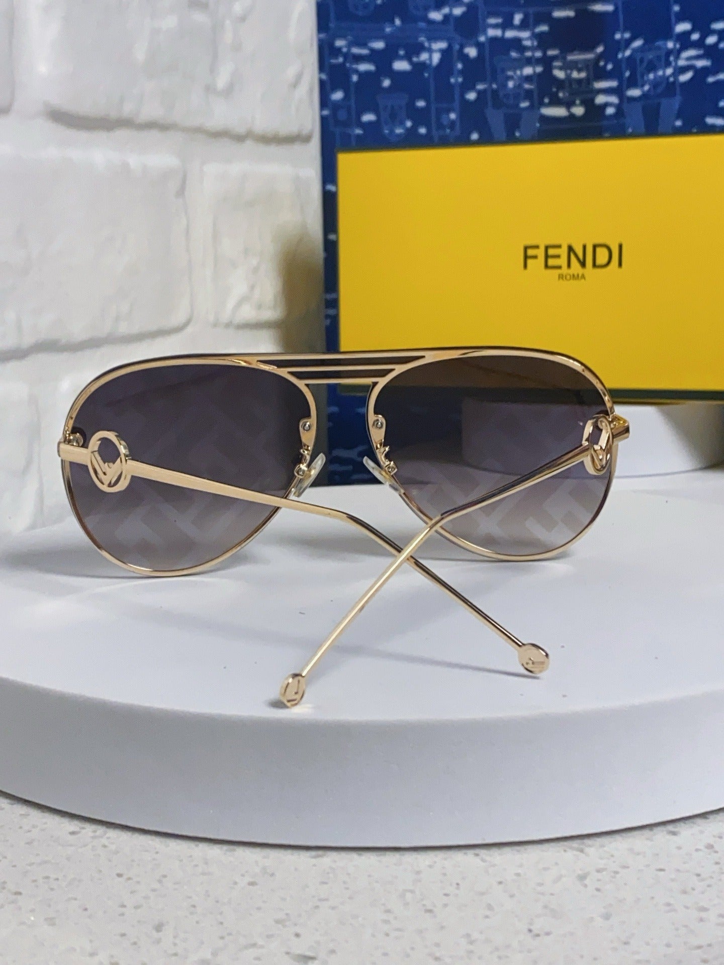 Fendi Logo Sunglasses