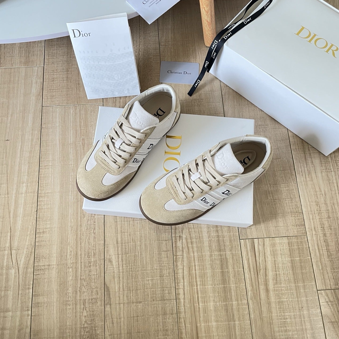 Dior Leather Vintage-Finish Sneakers