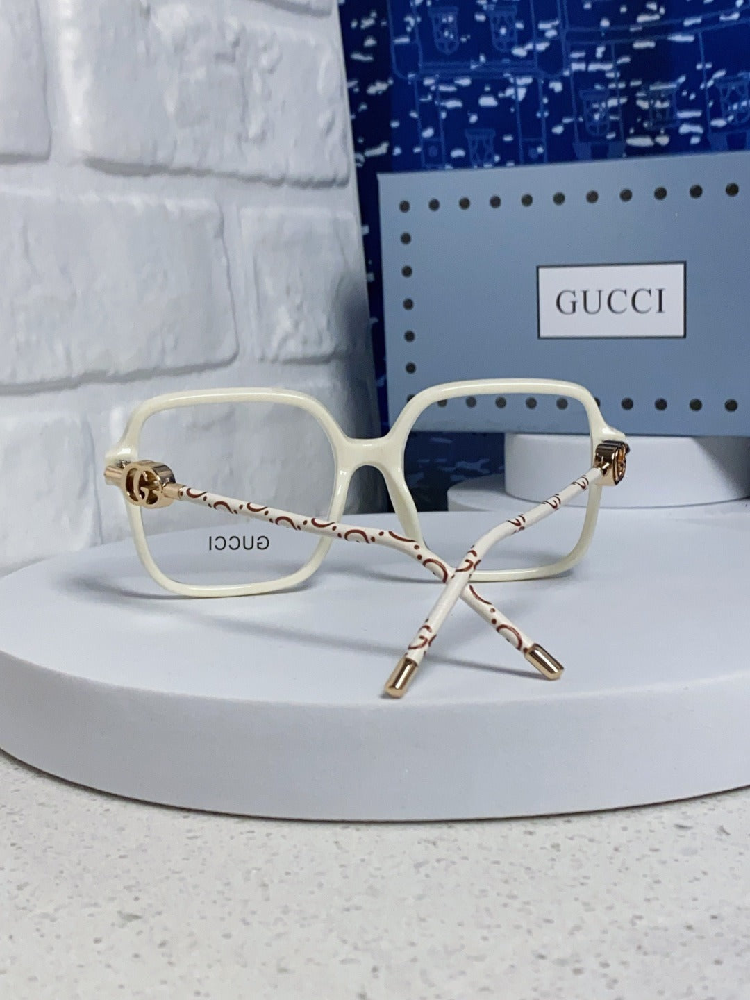 Gucci Vintage-Finish Sunglasses